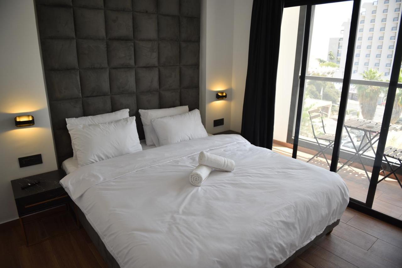 Selfie'S Boutique Hotel Tiberias Bagian luar foto