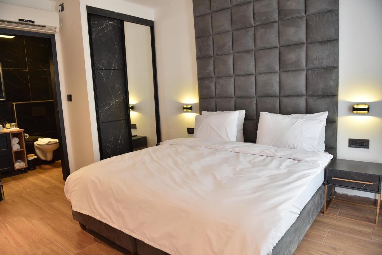 Selfie'S Boutique Hotel Tiberias Bagian luar foto