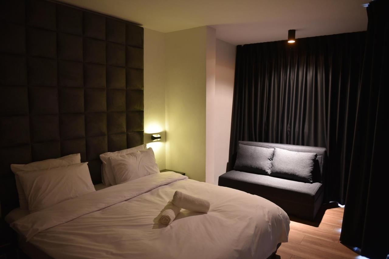 Selfie'S Boutique Hotel Tiberias Bagian luar foto