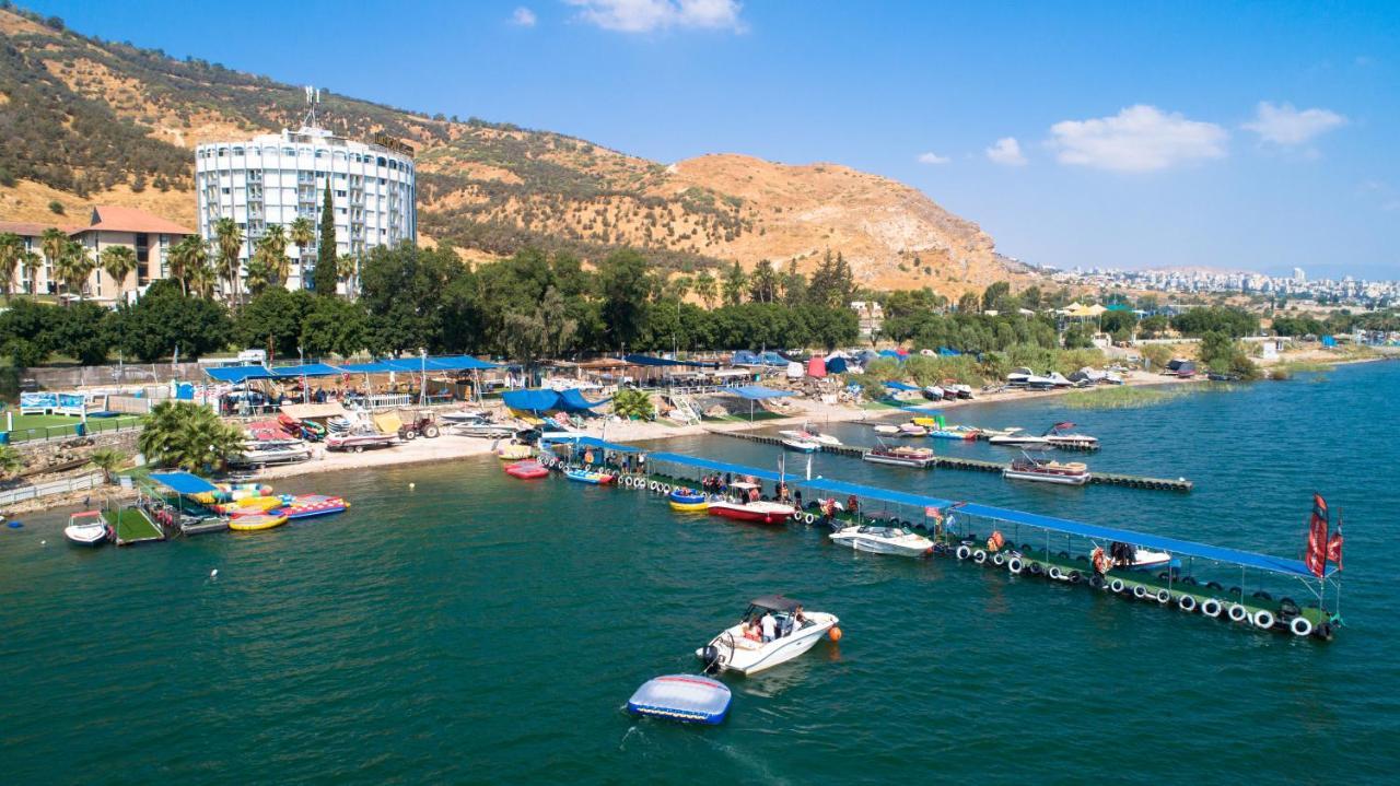 Selfie'S Boutique Hotel Tiberias Bagian luar foto